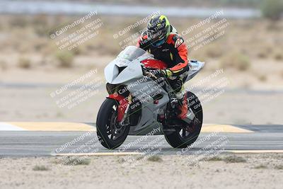 media/Sep-21-2025-Race Pace (Sun) [[98bf33ef95]]/Non Verified/6-Turn 16 Exit (12pm)/